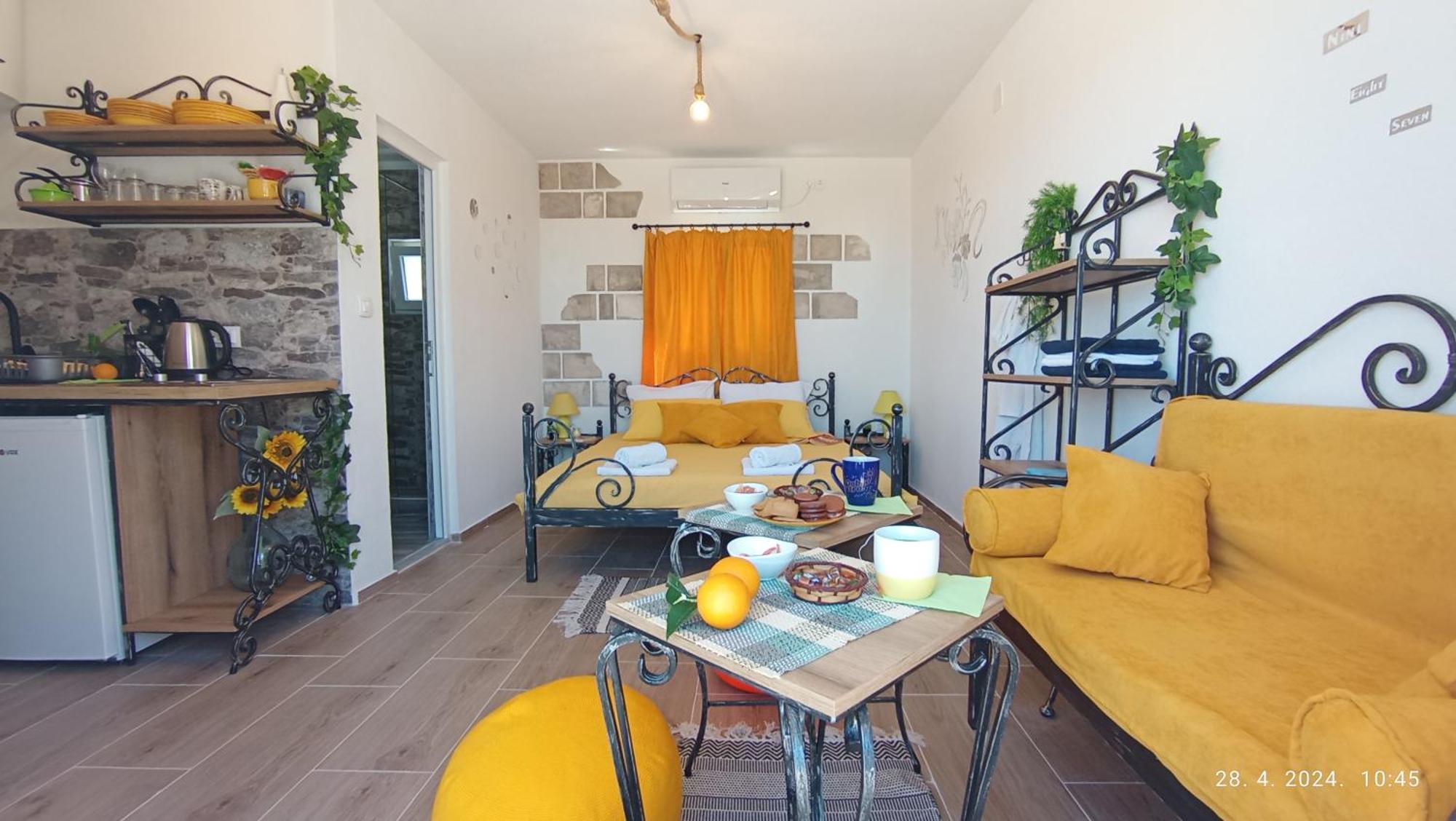 Lustica Apartments エクステリア 写真